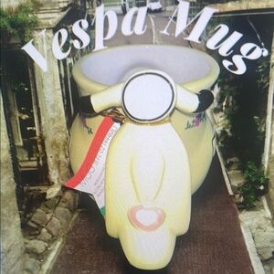 Vespa Mug in Yellow